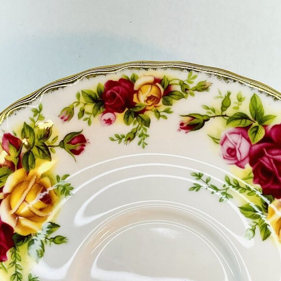 Royal Albert OLD COUNTRY Roses Cup &Saucer Set Porcelain Fine Bone China England - Picture 4 of 16